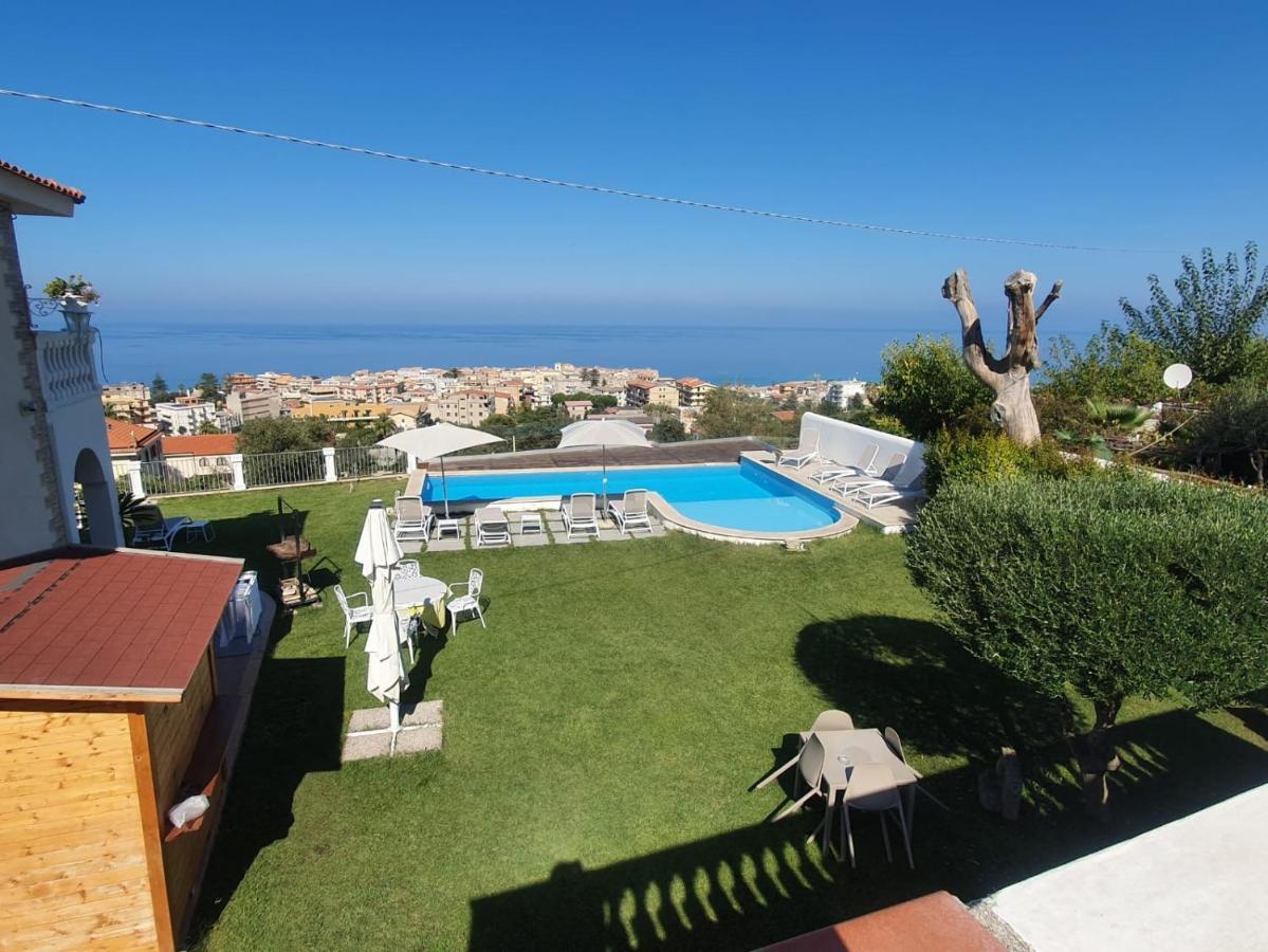 Appartamenti Borgo Panoramico N.2 Tropea Exterior photo